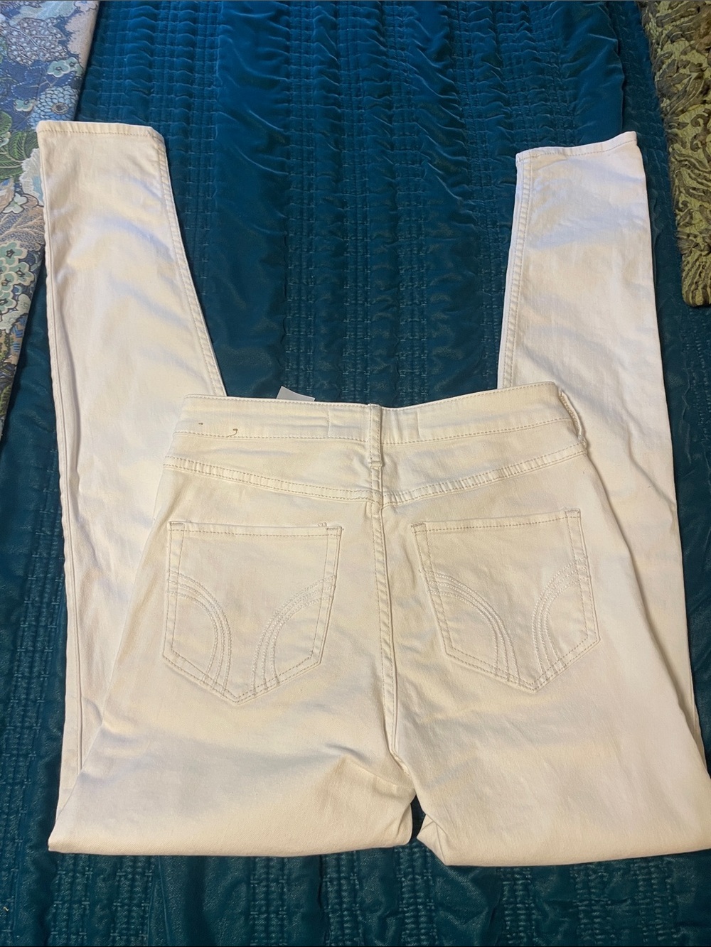 Hollister Women's Skinny Jeans in White